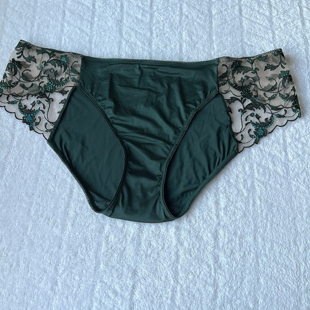 Wacoal Dramatic Interlude Bikini - image 5